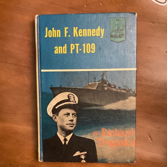 Landmark Book John F. Kennedy and PT-109 - Picture 5 of 8